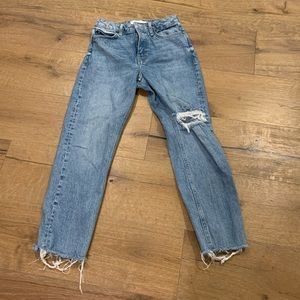 TopShop wide leg cropped distressed jeans size 23